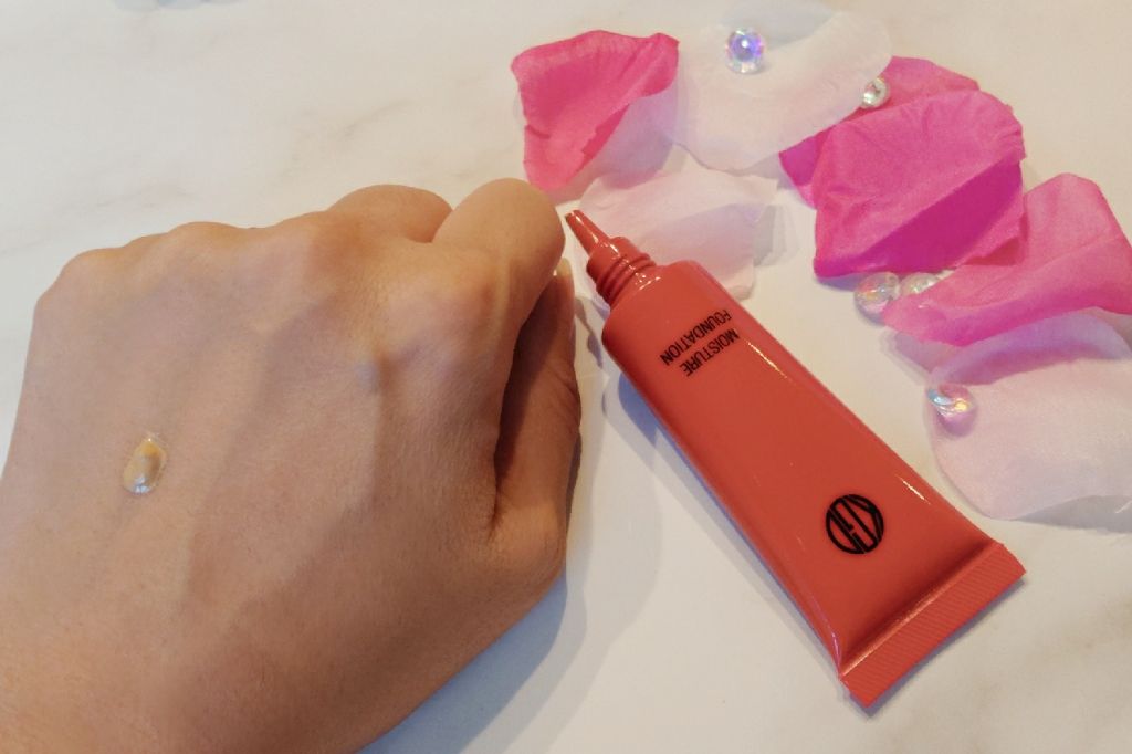 マイファンスィー モイスチャー ファンデーション/Koh Gen Do/クリーム・エマルジョンファンデーションを使ったクチコミ(2枚目)