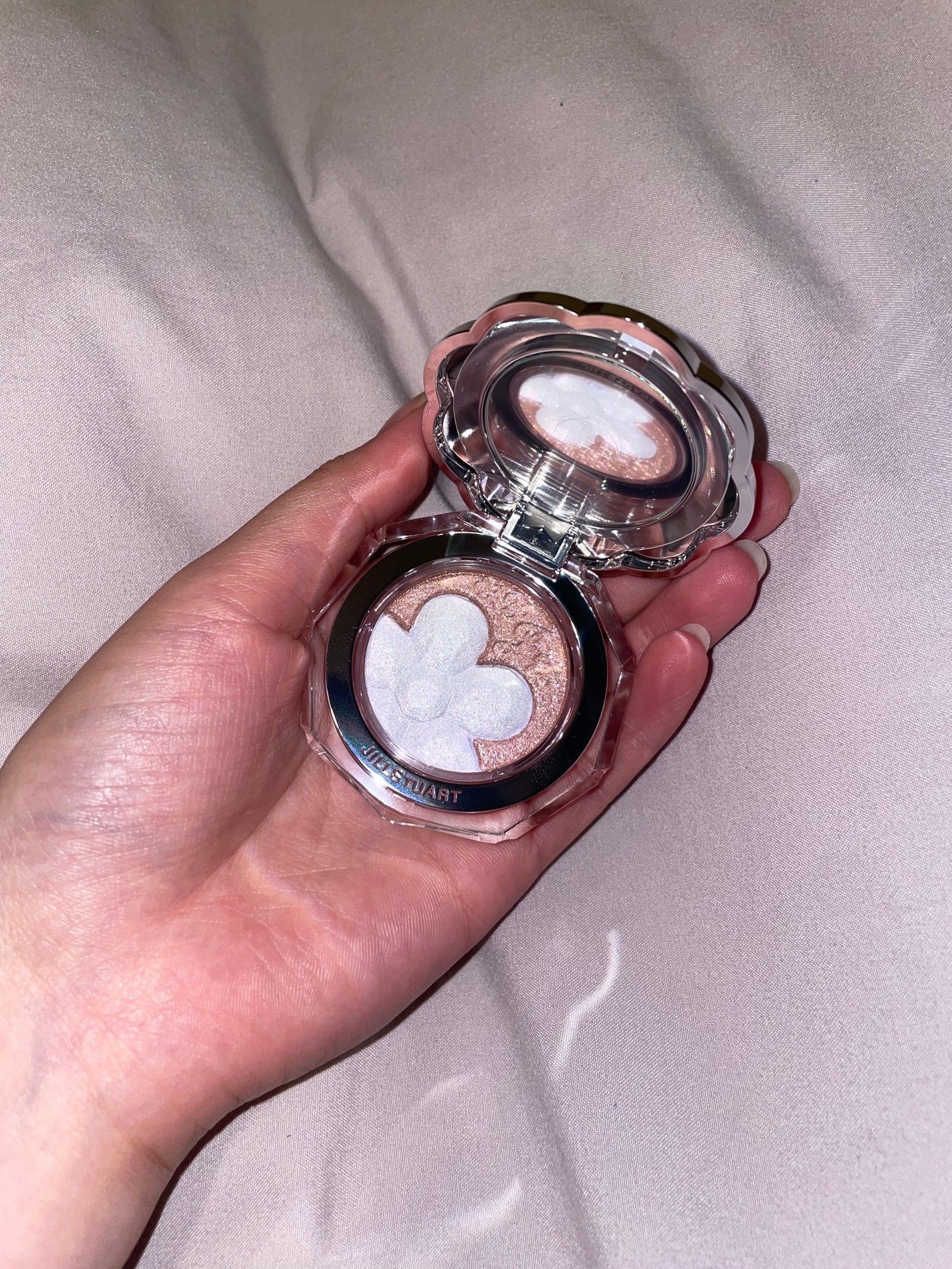 ジルスチュアート クリスタルブルーム ペタルクチュールアイズ デュオ/JILL STUART/アイシャドウパレットを使ったクチコミ(2枚目)