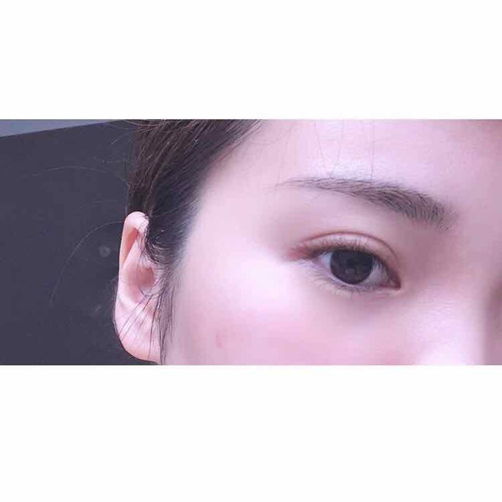 アヴァンセ ジョリ・エ ジョリ・エ 2Wayアイブロウ リキッドティント&パウダーのクチコミ「片方はリキッドタイプのアイブロウティント😀
リキッドと言っても薄付きなので、
かなり.....」（3枚目）