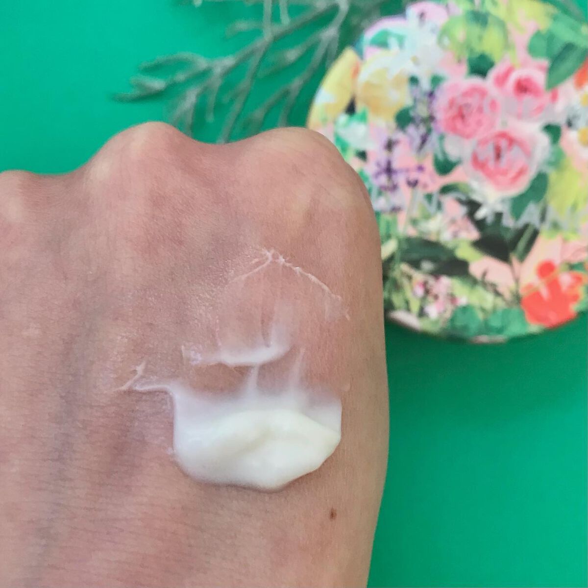 スチームクリーム ジャスミン＆イランイラン/STEAMCREAM/フェイスクリームを使ったクチコミ（3枚目）