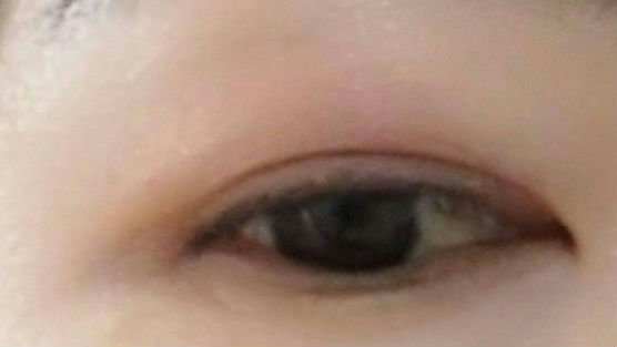 オーラデュウ プリズム イルミネーター ピコ/SHISEIDOザ・メーキャップ/単色アイシャドウを使ったクチコミ（3枚目）