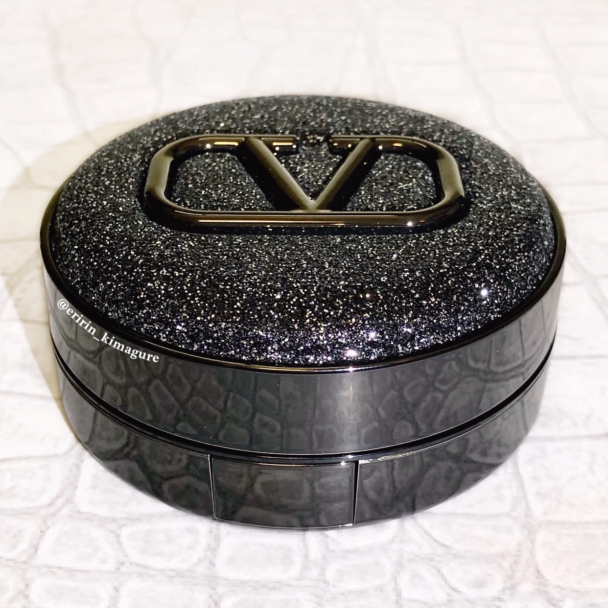 GO クッション ノワールブリリアント エディション（ケース）/ヴァレンティノ ビューティ/クッションファンデーションを使ったクチコミ（3枚目）