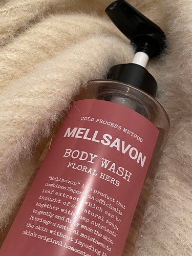 ○Mellsavon
ボディーウォッシュ　フローラルハーブ
¥858-  460ml
¥660-  380ml

最近愛用しているボディーソープ！

とっても香りと泡立ちが良いので
全身を包むように洗え