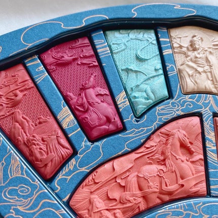 洛神賦アイシャドウパレット/花西子/マルチパレットを使ったクチコミ(4枚目)