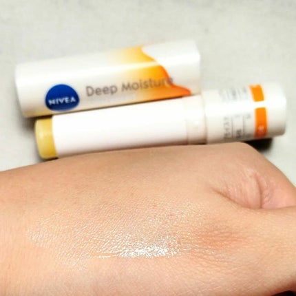 ニベア ディープモイスチャーリップ メルティタイプ/ニベア/リップクリームを使ったクチコミ(4枚目)