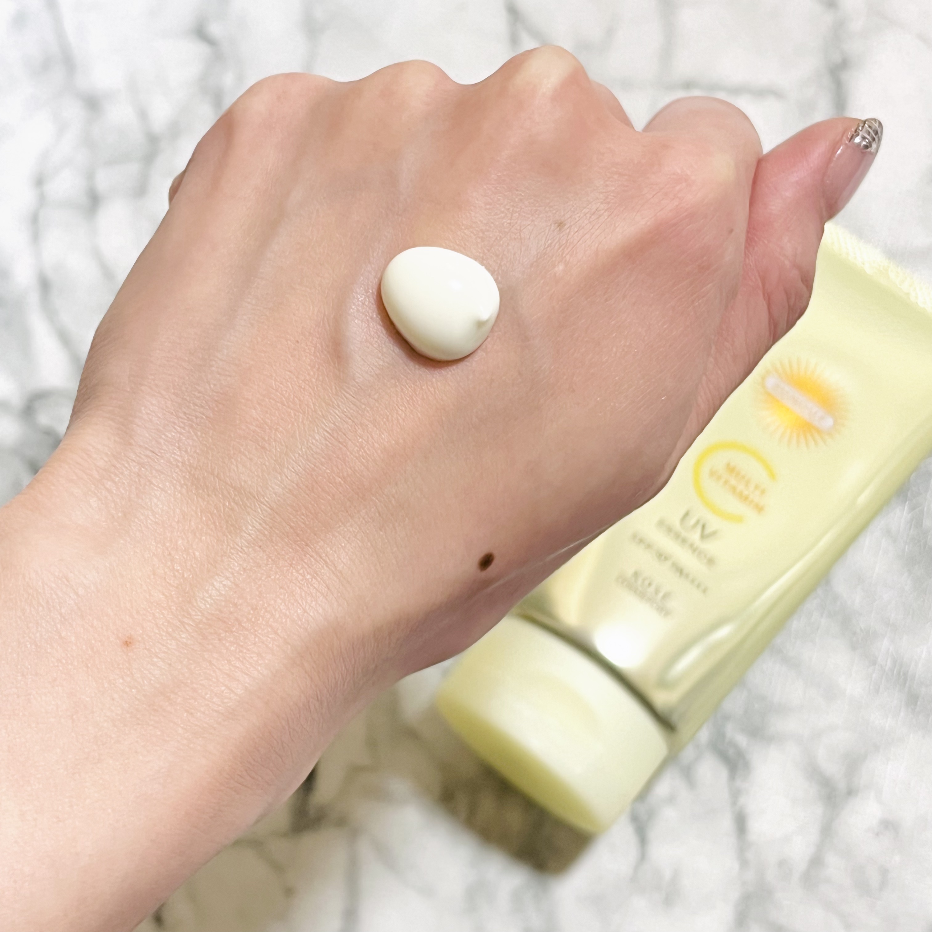 サンカットR マルチビタミンUV エッセンス/サンカット®/日焼け止めクリームを使ったクチコミ（3枚目）