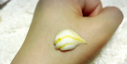 ホワイトトリュフダブルモイスチャークリーム/ダルバ/フェイスクリームを使ったクチコミ(5枚目)