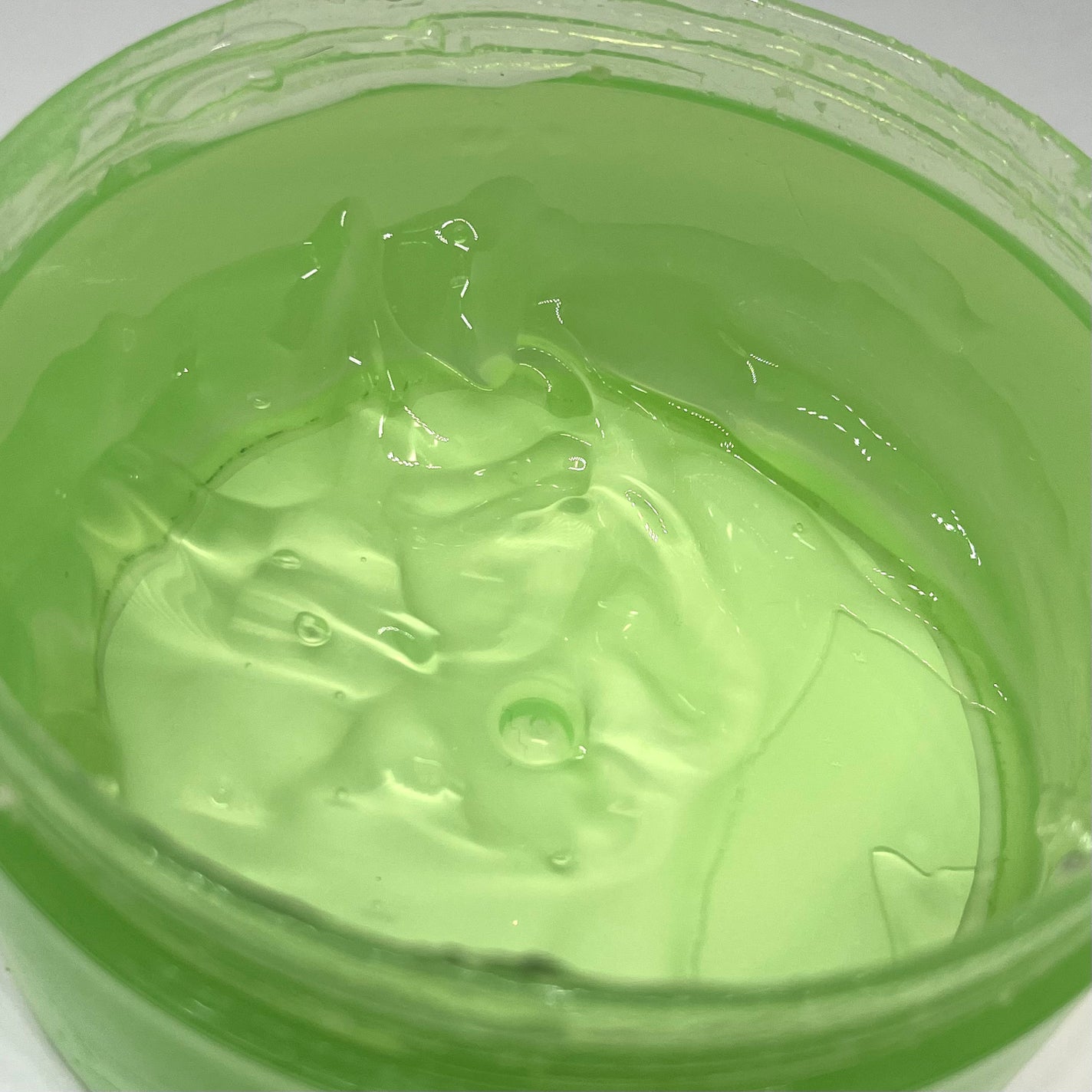 ティーツリーカーミングハイドロジェル/MEDIHEAL/ボディローションを使ったクチコミ(2枚目)