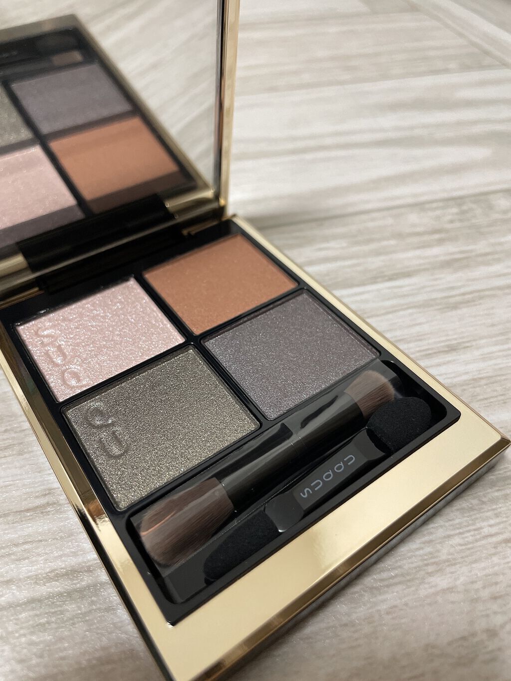 シグニチャー カラー アイズ/SUQQU/アイシャドウパレットを使ったクチコミ(5枚目)