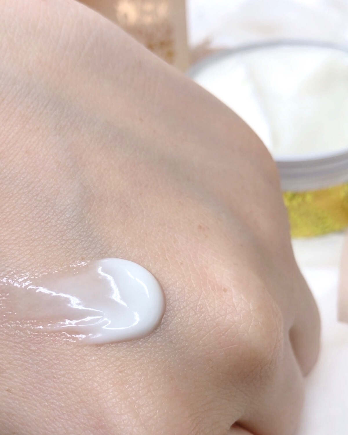 スチームクリーム ミモザ&オリーブ/STEAMCREAM/ボディクリームを使ったクチコミ（3枚目）