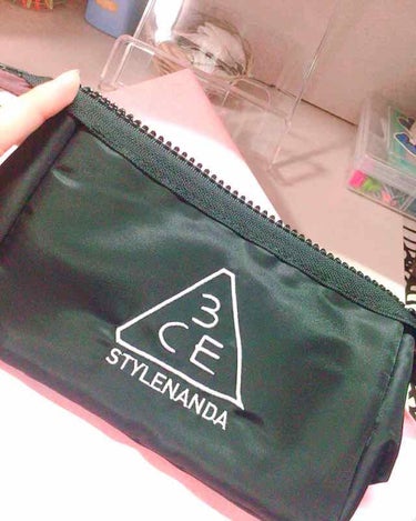 3CE POUCH_SMALL/3CE/化粧ポーチを使ったクチコミ（1枚目）