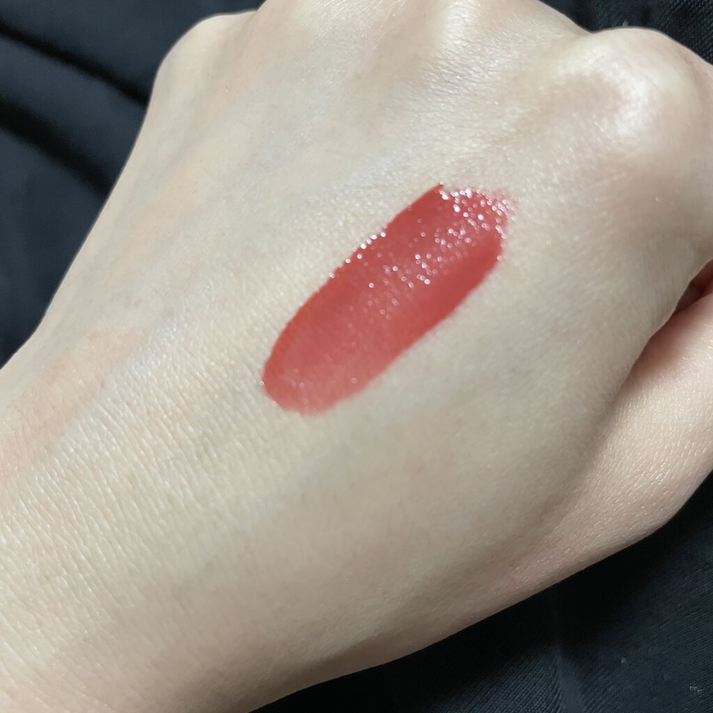 コンフォート リップオイル インテンス 04 インテンス ローズウッド/CLARINS/リップグロスを使ったクチコミ（3枚目）