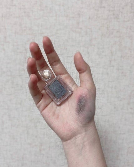 シャドーカスタマイズ/MAJOLICA MAJORCA/単色アイシャドウを使ったクチコミ(2枚目)