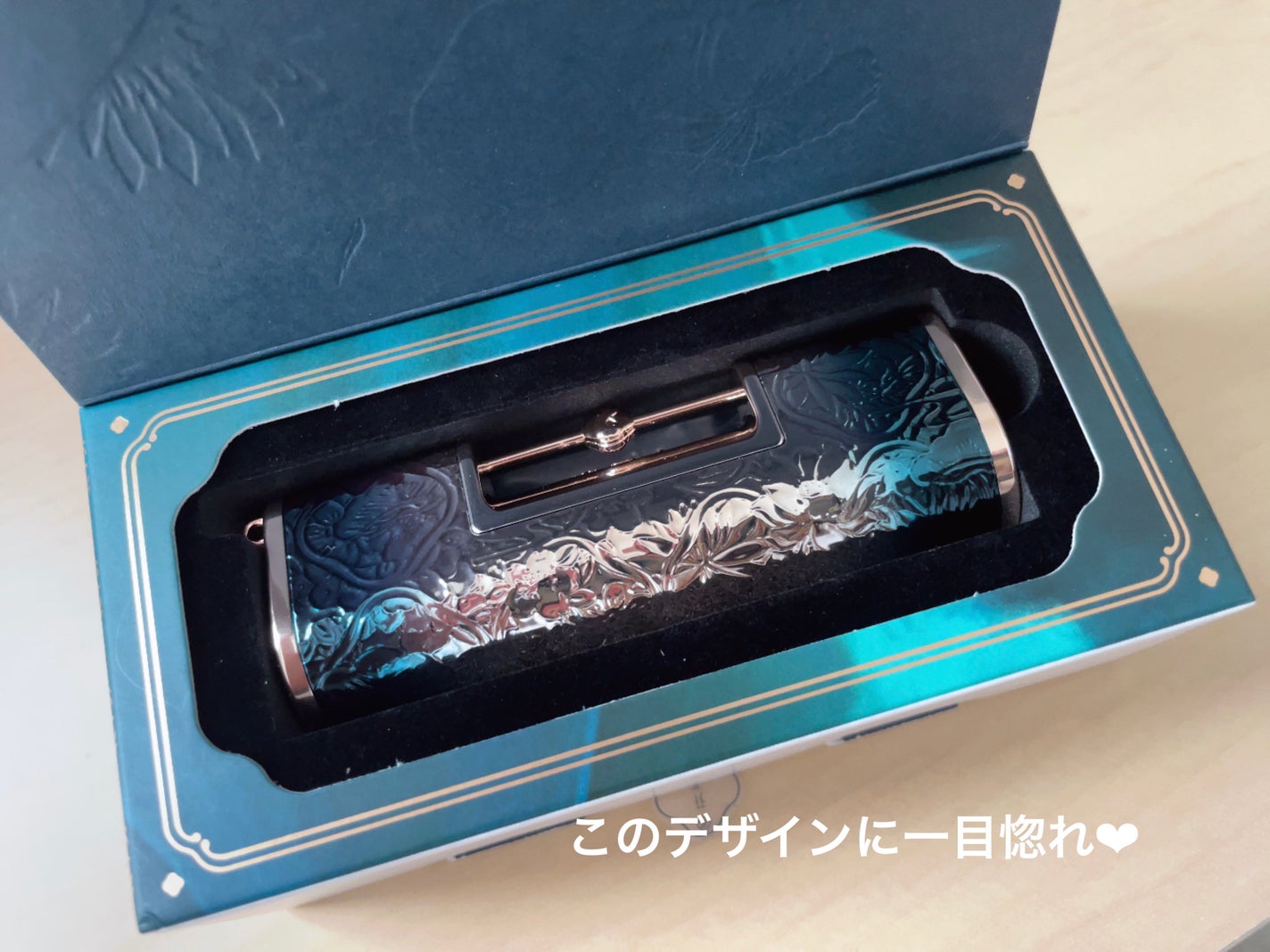 百花同心錠 彫刻リップ/花西子/口紅を使ったクチコミ(3枚目)