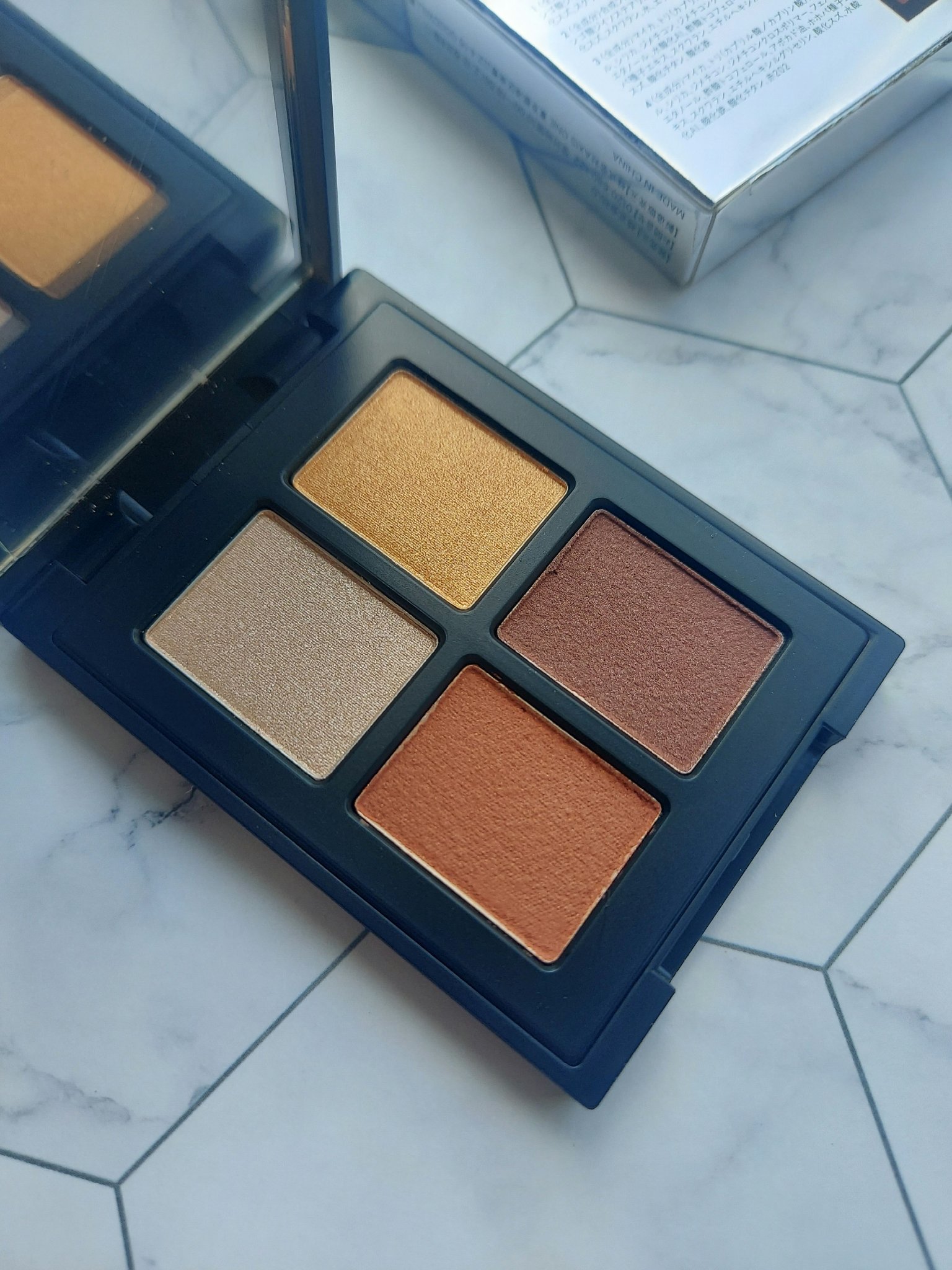 エトワルローズ 4色アイシャドウ 10 ミエル/Étoile Rose/アイシャドウパレットを使ったクチコミ（2枚目）