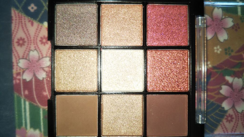 UR GLAM BLOOMING EYE COLOR PALETTE/U R GLAM/アイシャドウパレットを使ったクチコミ(4枚目)