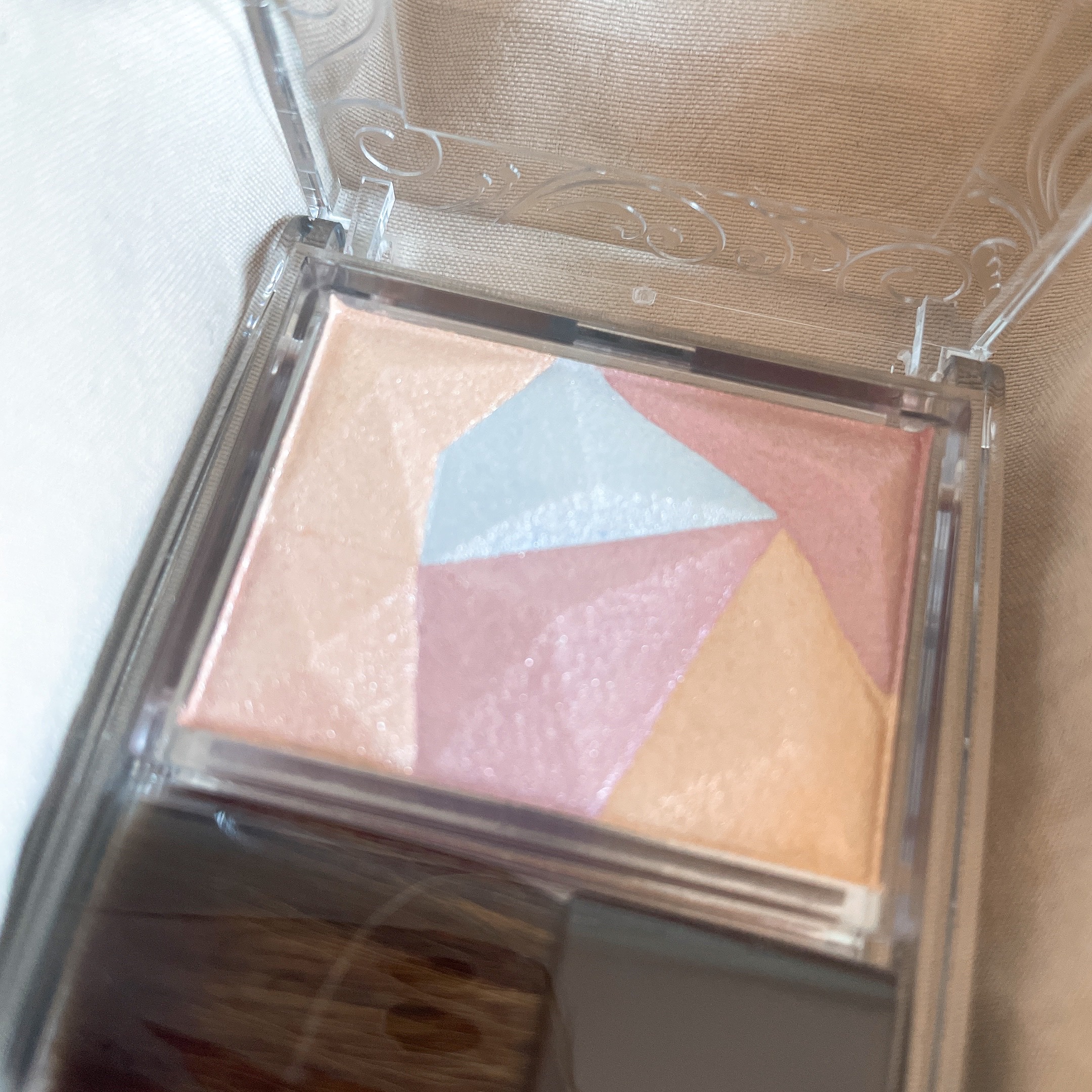 パールグロウハイライト/CEZANNE/ハイライト・シェーディングを使ったクチコミ（2枚目）