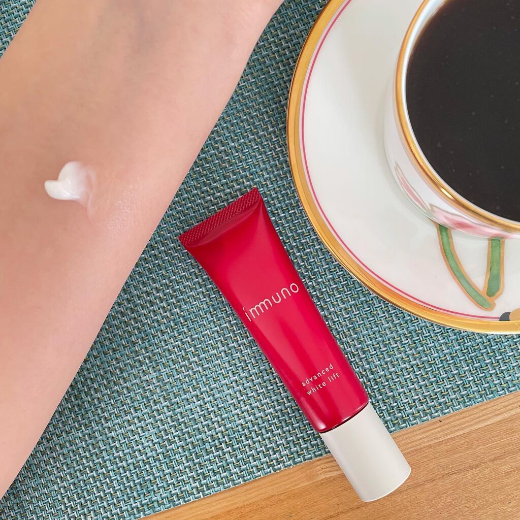 アドバンスド ホワイトリフト /immuno/フェイスクリームを使ったクチコミ(4枚目)