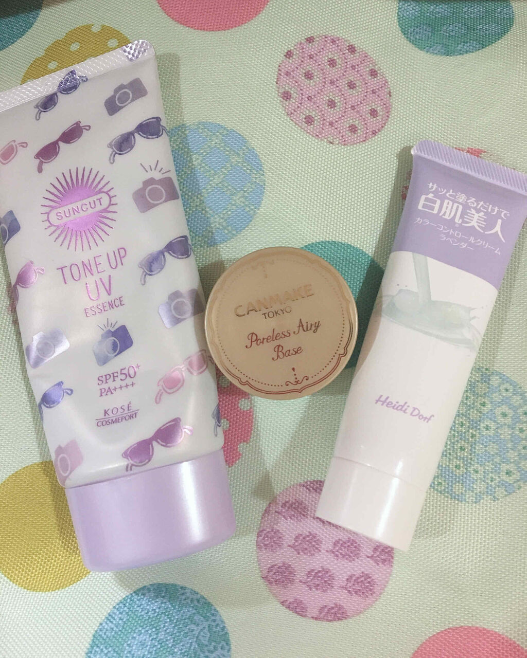 ポアレスエアリーベース/キャンメイク/化粧下地を使ったクチコミ（2枚目）