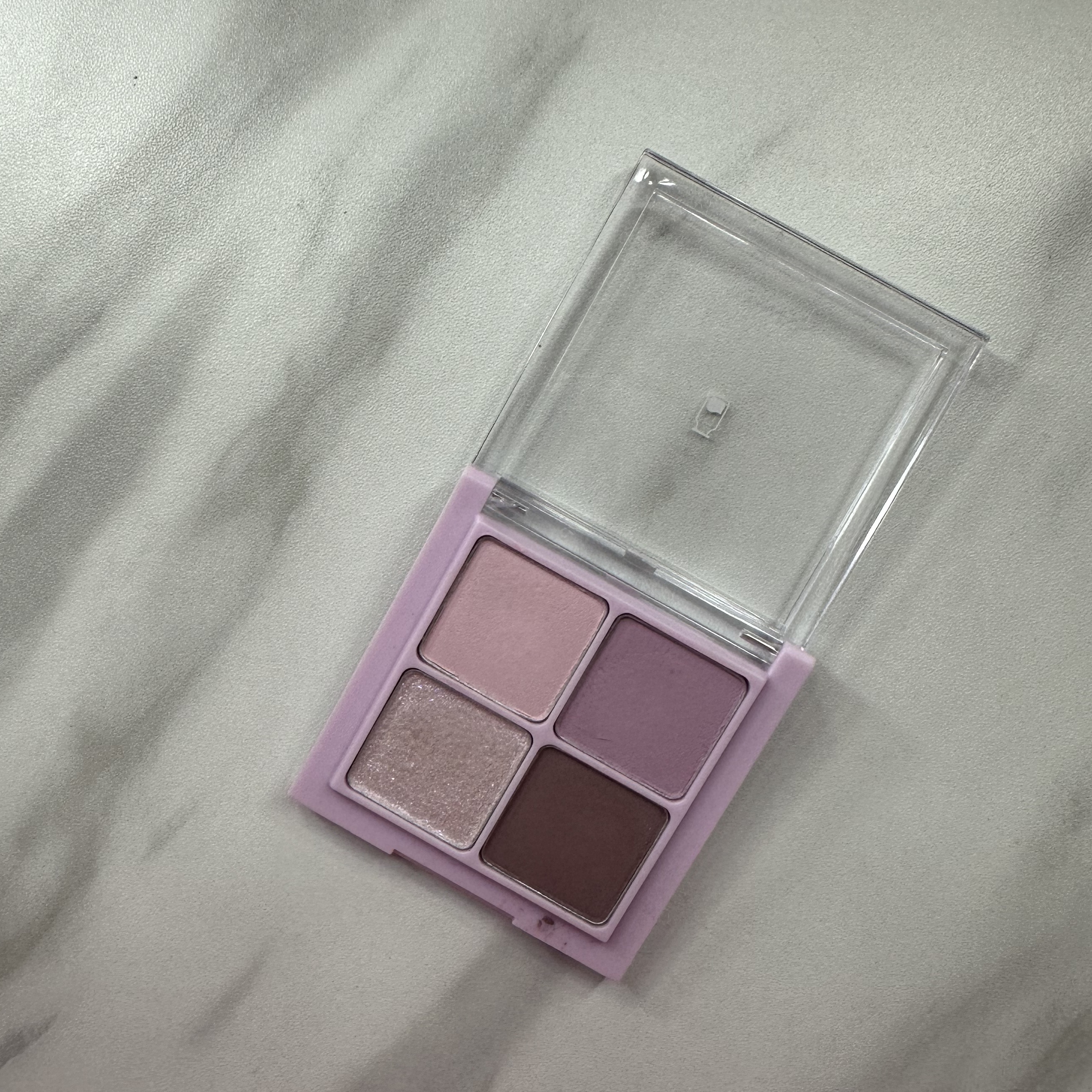 ベターザンアイズ ミルクシリーズ W01 ドライラベンダー/rom&nd/アイシャドウパレットを使ったクチコミ（2枚目）