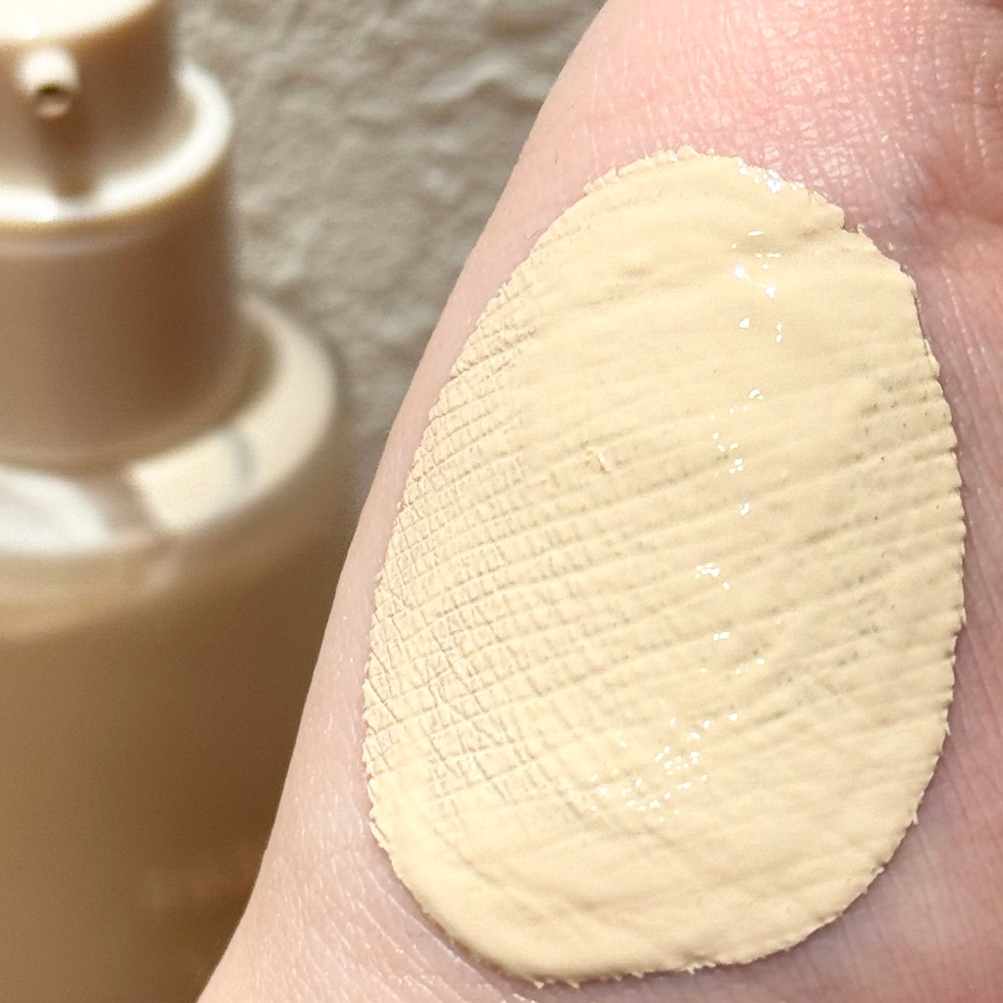 インクラスティングファンデーションHealthy Glow/THE FACE SHOP/リキッドファンデーションを使ったクチコミ(2枚目)