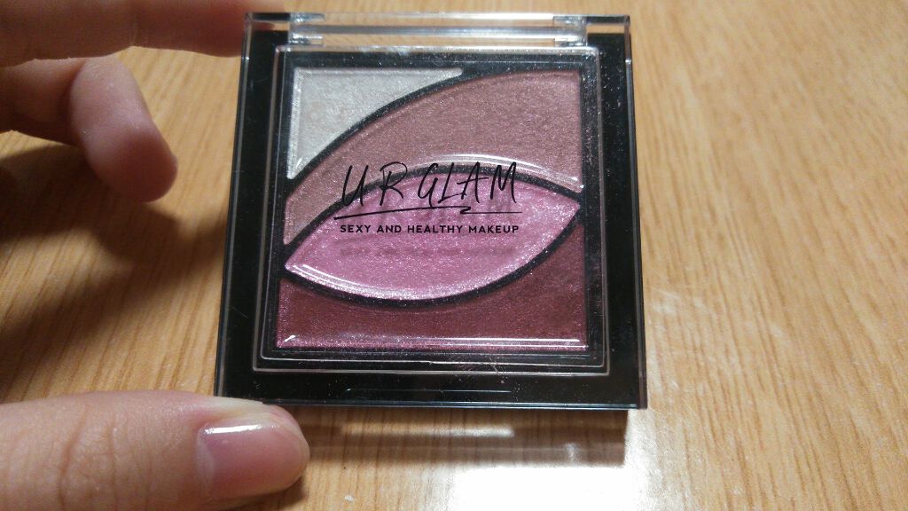 UR GLAM　VELVET EYE COLOR PALETTE/U R GLAM/アイシャドウパレットを使ったクチコミ（1枚目）