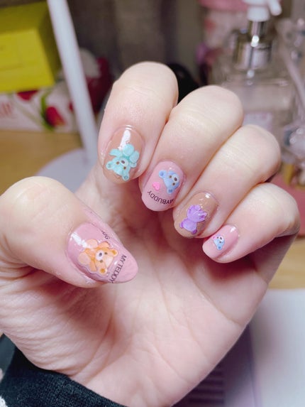 カラフルネイルズ/キャンメイク/マニキュアを使ったクチコミ(3枚目)