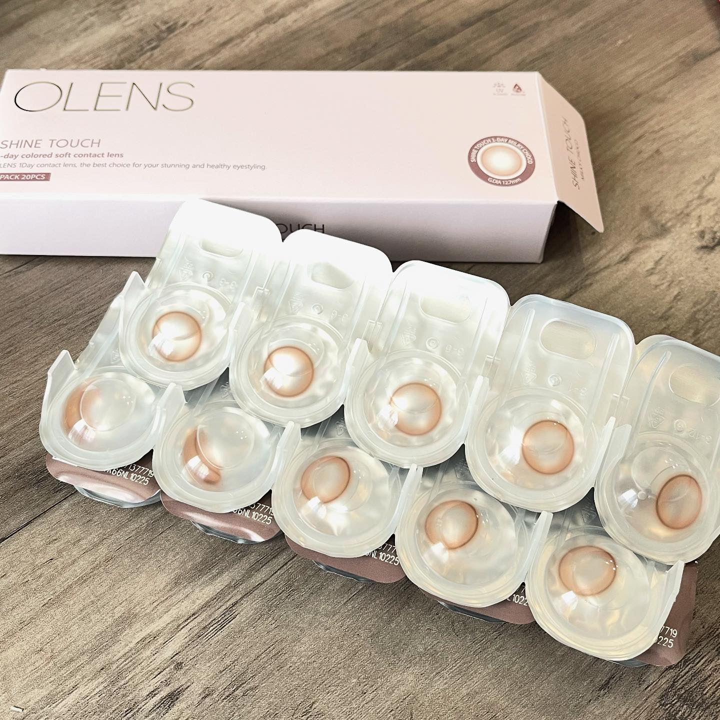 ShineTouch 1day ミルキーチョコ/OLENS/ワンデー（１DAY）カラコンを使ったクチコミ（1枚目）