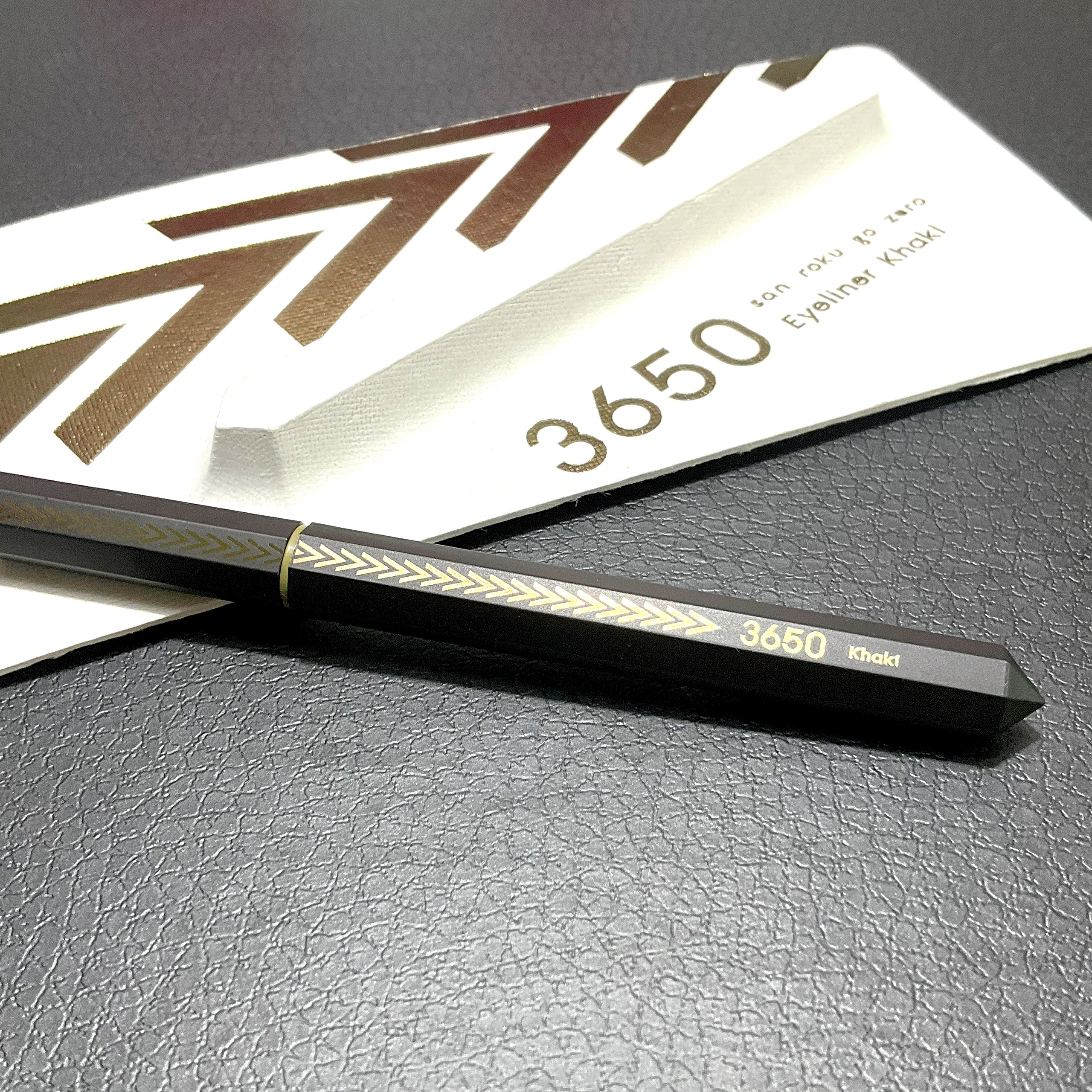 リキッドアイライナー  カーキ(Khaki)/3650/リキッドアイライナーを使ったクチコミ（1枚目）