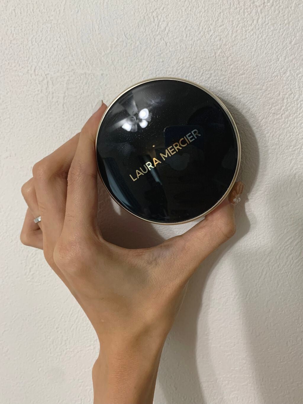 フローレス ルミエール ラディアンス パーフェクティング クッション/ローラ メルシエ/クッションファンデーションを使ったクチコミ(1枚目)