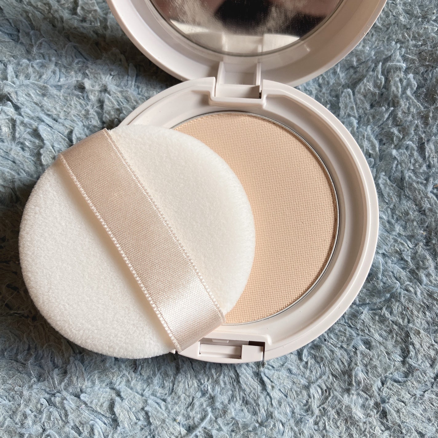 エッセンスパウダー /セラフォア/プレストパウダーを使ったクチコミ(2枚目)