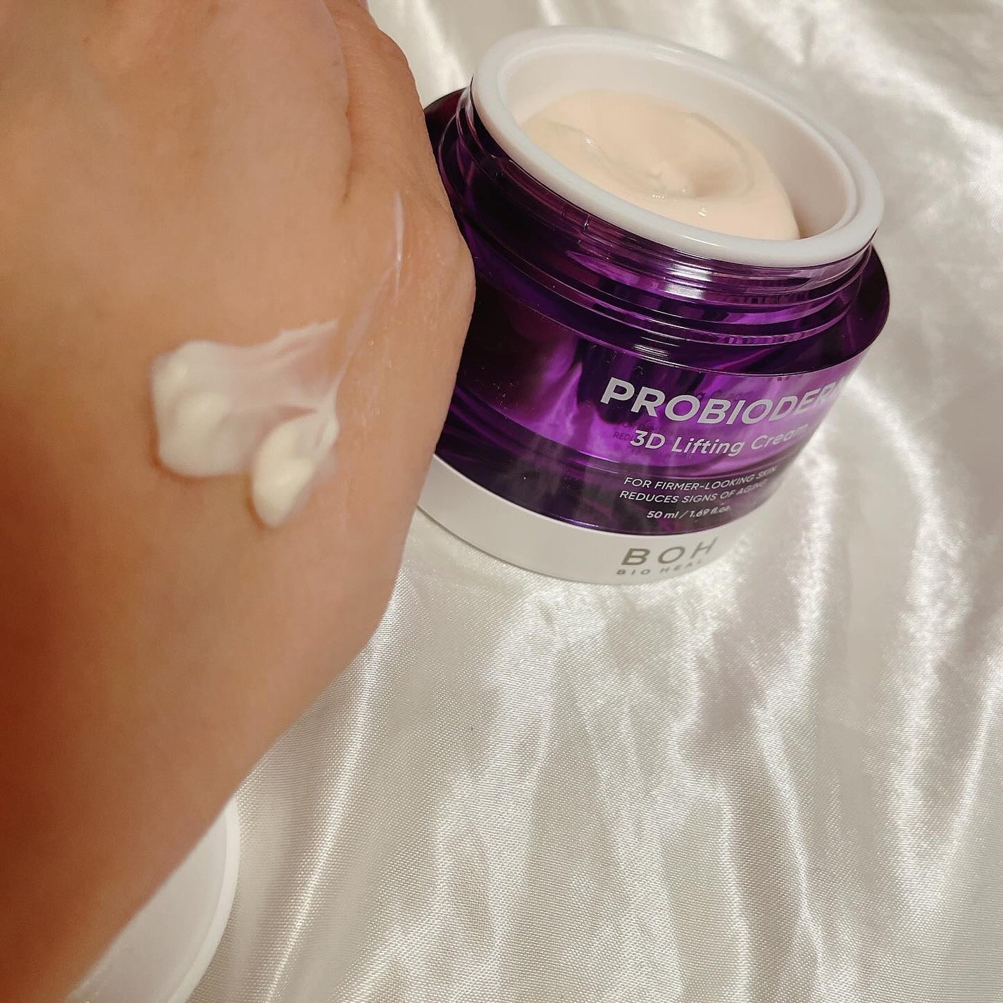 バイオヒールボ プロバイオダーム 3Dリフティングクリーム/BIOHEAL BOH/フェイスクリームを使ったクチコミ(4枚目)