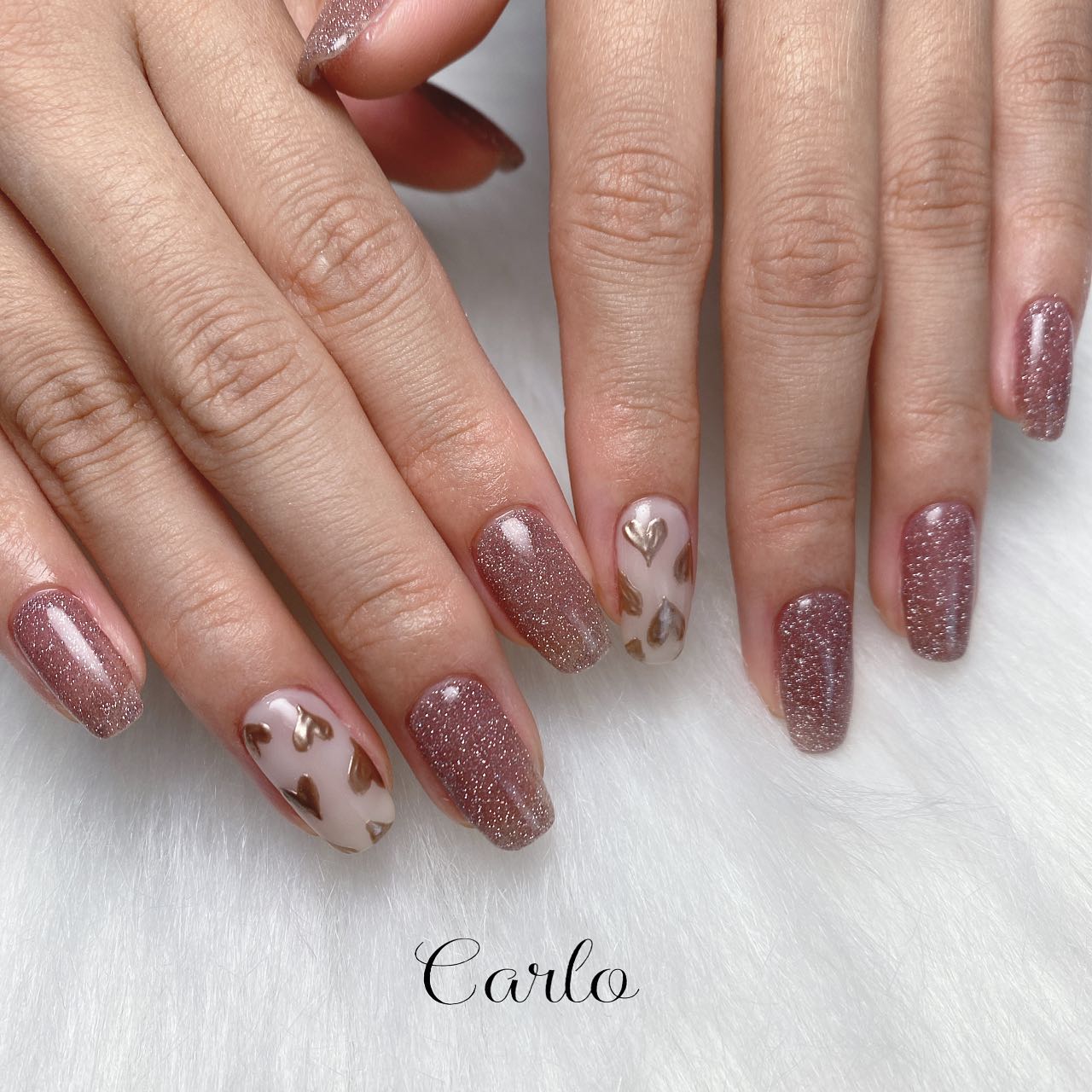 #ジェルネイル,#ネイル,#ロングネイル,#ニュアンスネイル,#ミラーネイル,#マグネットネイル,#手書きネイル,#トレンドネイル,#大人ネイル,#ハートネイル,#ミラーハートネイルのネイルデザイン