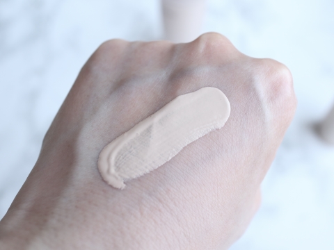 薬用クリアエステヴェールEX/Macchia Label/リキッドファンデーションを使ったクチコミ（3枚目）