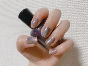 THE POLISH. glass/1600円くらい
ZOYA devin 輸入したので多分600円くらい
KIKO 金のトッパーみたいなもの いつ買ったんだろうか……
DRK Nails "Que S