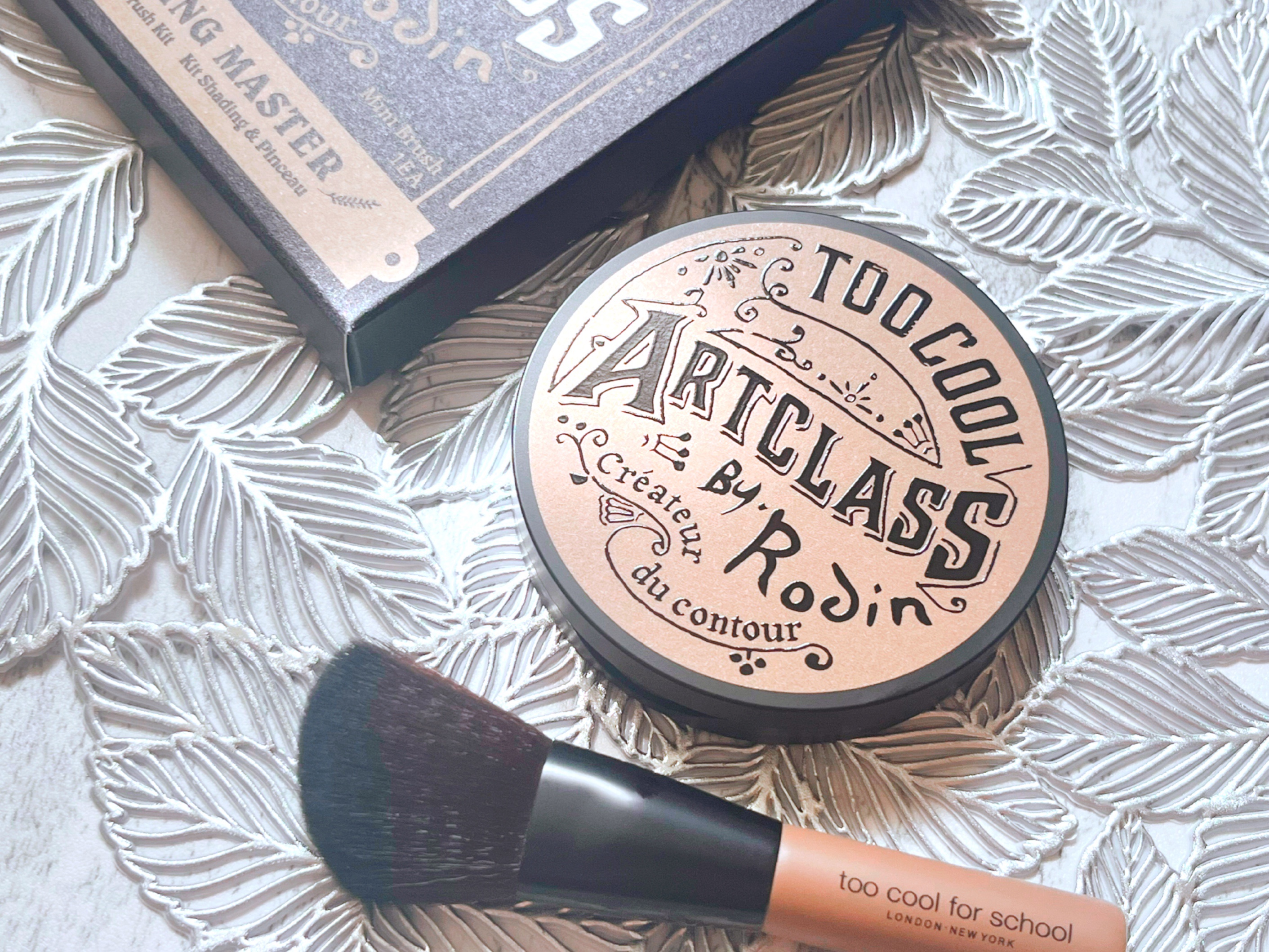 💡ポイント
︎︎︎︎︎︎☑︎ 韓国のベスコスでも1位に輝いた韓国人気シェーディング
︎︎︎︎︎︎☑︎ LIPSベストコスメ2023シェーディング部門2位
︎︎︎︎︎︎☑︎ パーソナルカラーに合わせて選べるカラー


早速シェーディングとノ