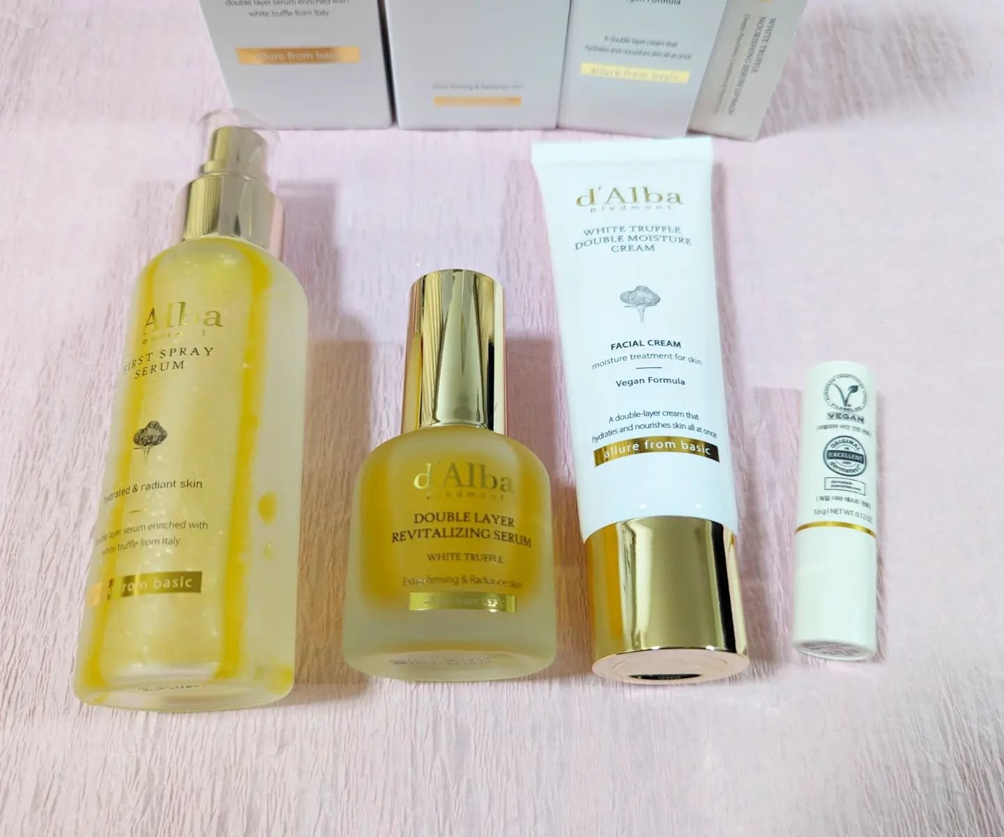 ホワイトトリュフナリシングセラムリップバーム/ダルバ/リップバームを使ったクチコミ（3枚目）