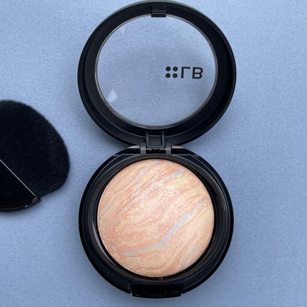 マーブルハイライター/LB/パウダーチークを使ったクチコミ(5枚目)