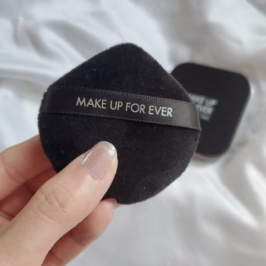 MAKE UP FOR EVER ウルトラHDプレストパウダーのクチコミ「MAKE UP FOR EVER
ウルトラHDプレストパウダー
01トランスルーセント


マ.....」（3枚目）