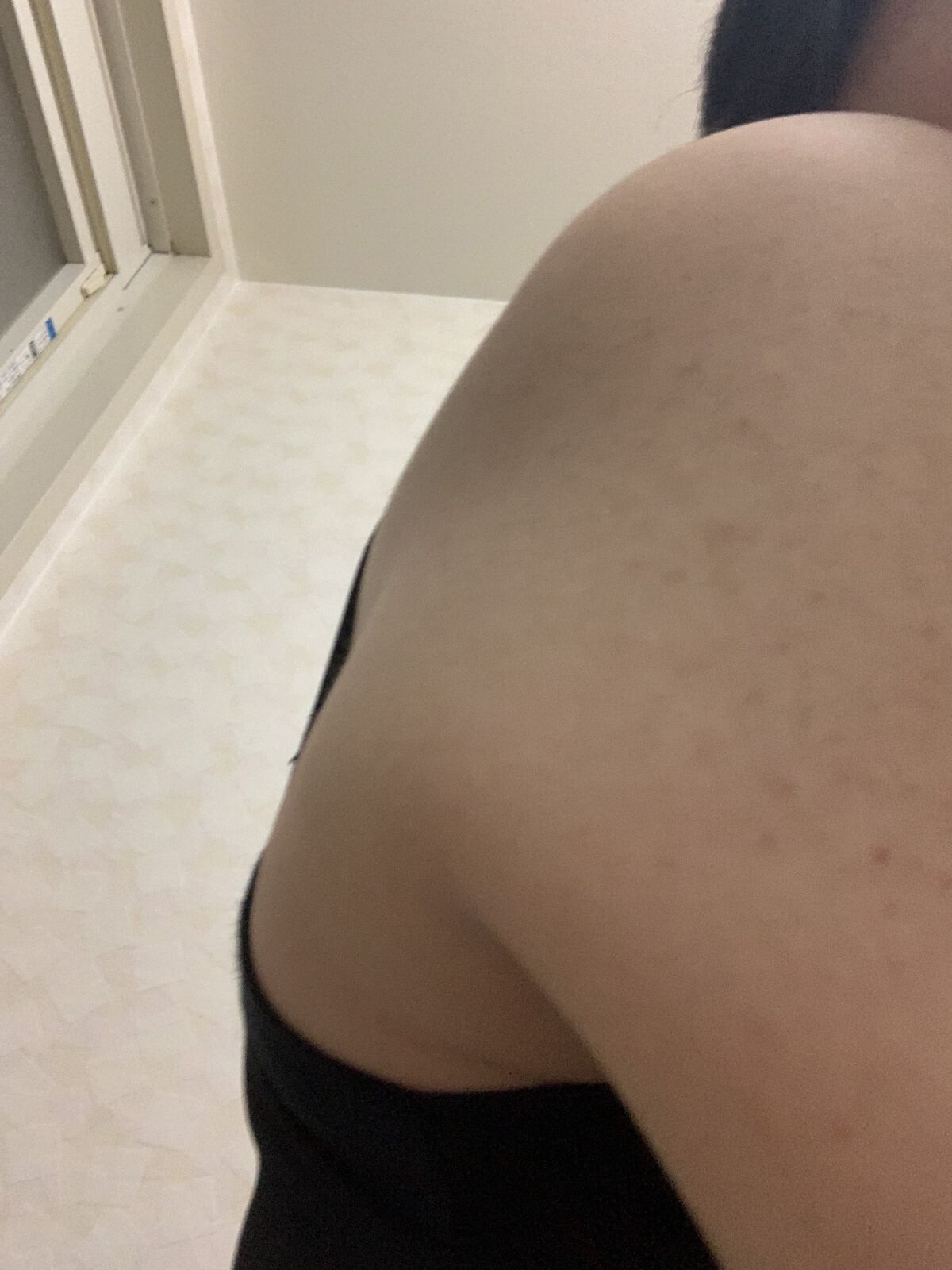 バストリフトシェイパー/BRADELIS New York/ボディグッズを使ったクチコミ（3枚目）