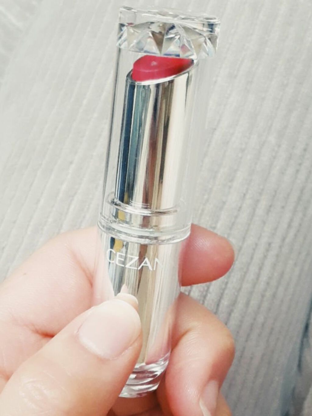 ラスティンググロスリップ/CEZANNE/口紅を使ったクチコミ（2枚目）