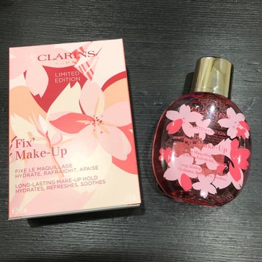 CLARINS フィックス メイクアップ50ml
限定品 桜🌸2021

2月12日発売の春コレクションをやっと立川の伊勢丹のクラランスの店舗で限定品GETして来ました😂
オンラインも店舗でも完売続出だ