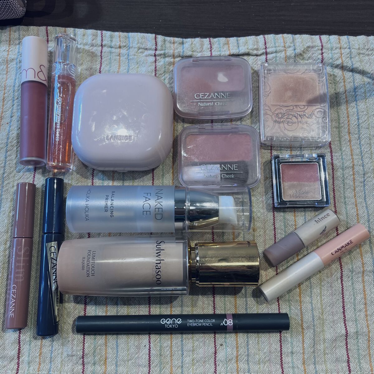 ツートンカラーアイブロウペンシル/GENE TOKYO/アイブロウペンシルを使ったクチコミ（2枚目）