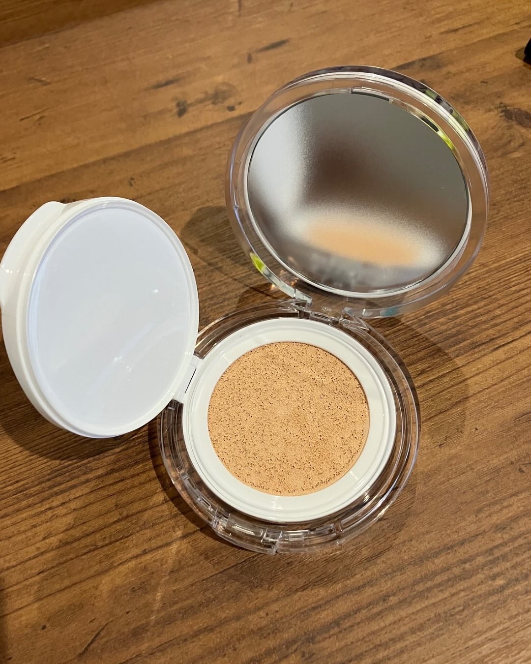 ハートリーフシーンカバークッション/23years old/クッションファンデーションを使ったクチコミ(2枚目)