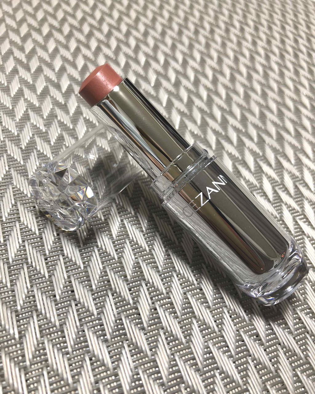 ラスティンググロスリップ/CEZANNE/口紅を使ったクチコミ（1枚目）