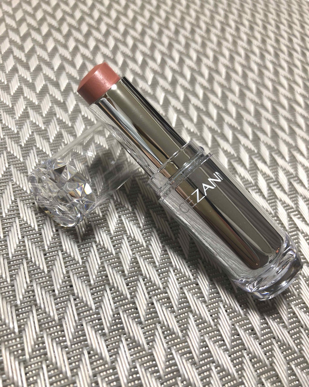 ラスティンググロスリップ/CEZANNE/口紅を使ったクチコミ(1枚目)