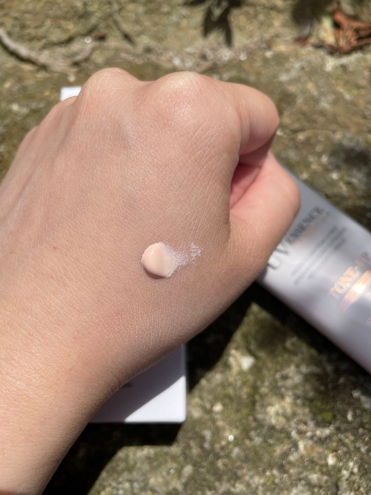 ウォータフルトーンアップサンクリーム/ダルバ/日焼け止めクリームを使ったクチコミ(3枚目)