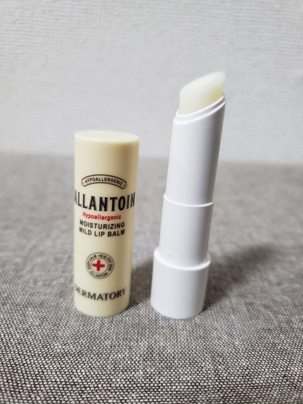 モイスチャーライジングマイルドリップバーム / Dermatory