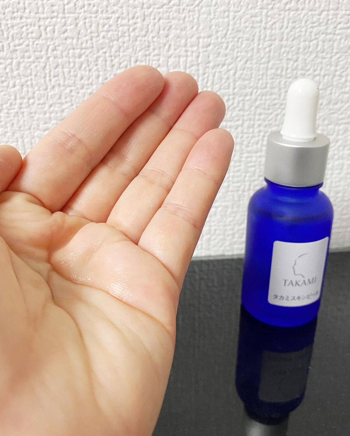 HR on LIPS 「タカミスキンピールを愛用して一年が経ちました。タカミスキンピー..」(3枚目)