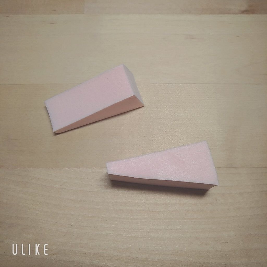 メイクアップスポンジ(バリューパック ウェッジ型 30個)/DAISO/パフ・スポンジを使ったクチコミ(2枚目)